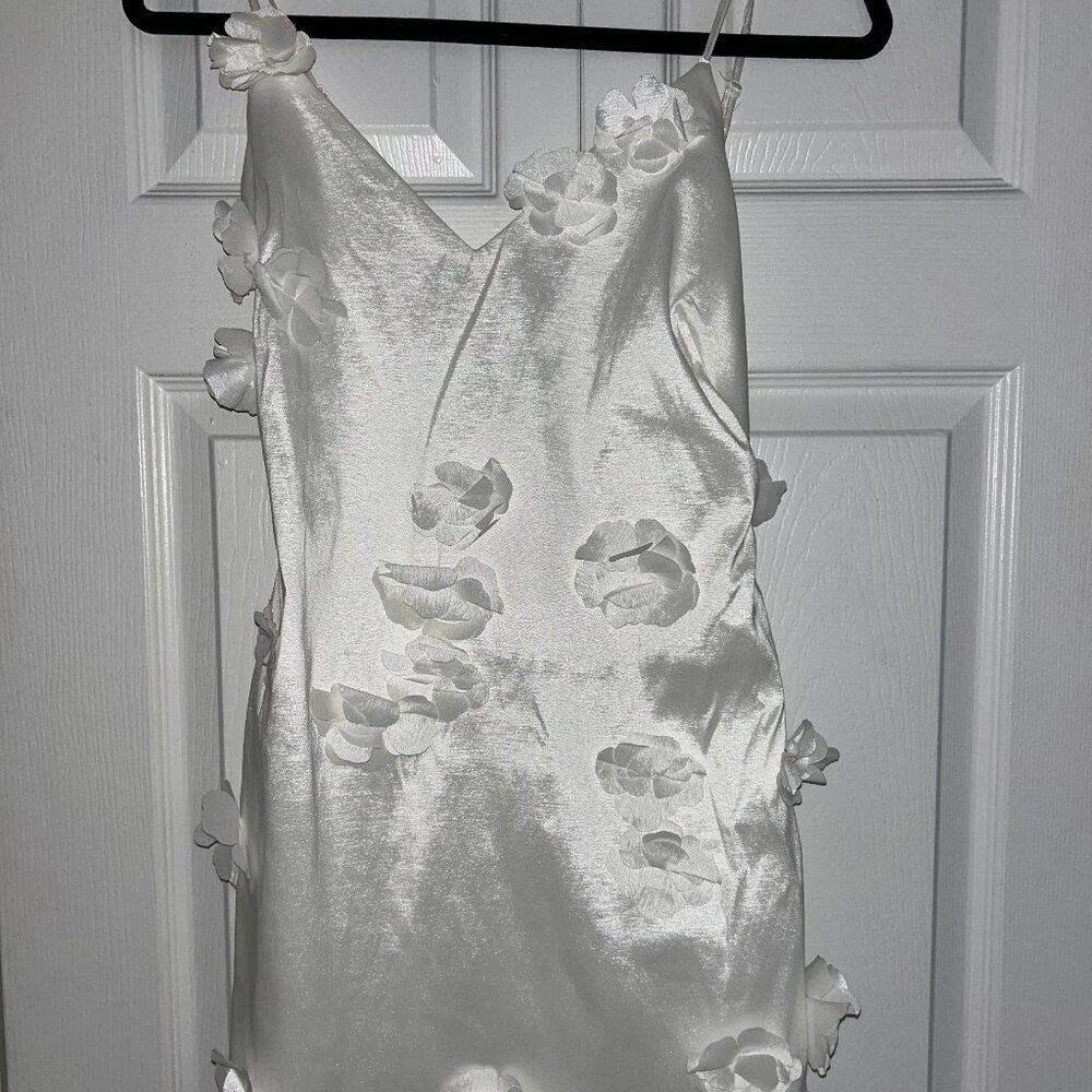 Abercrombie Applique Floral Mini Dress - Picture 2 of 2